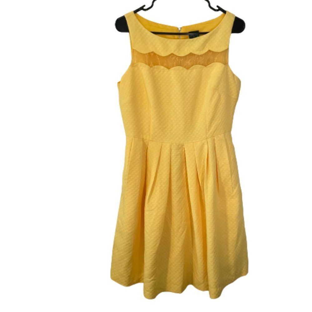 Gabby Skye Women’s Yellow Dress Size 8